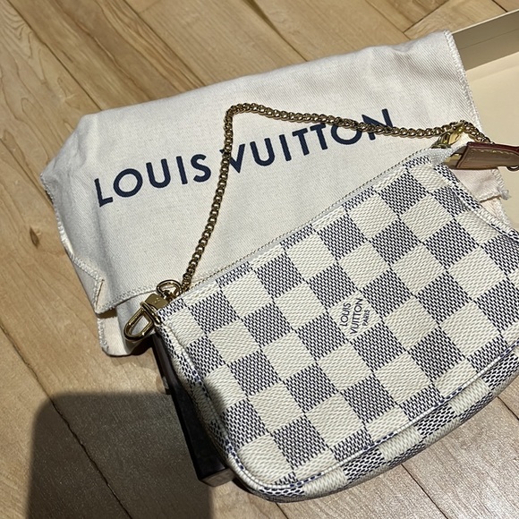 Authentic Louis Vuitton Damier Azur Mini Pochette Accessoires pouch - Picture 2 of 5